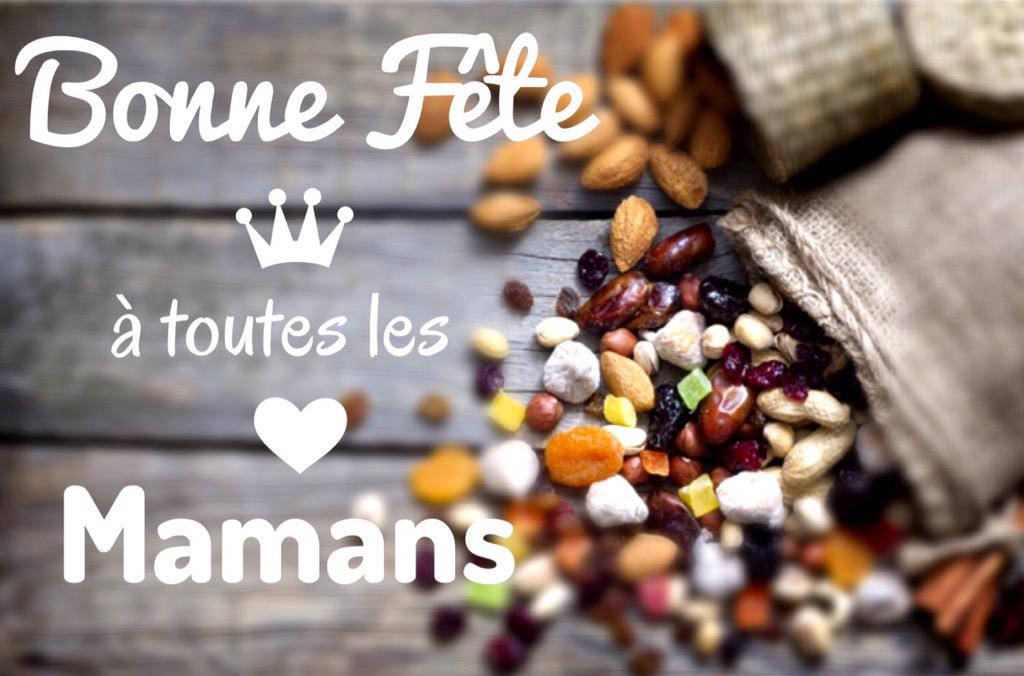 Picorist's tweet photo. Bonne fête à toutes les Mamans ❤️ http://t.co/AQUzA4dcYQ