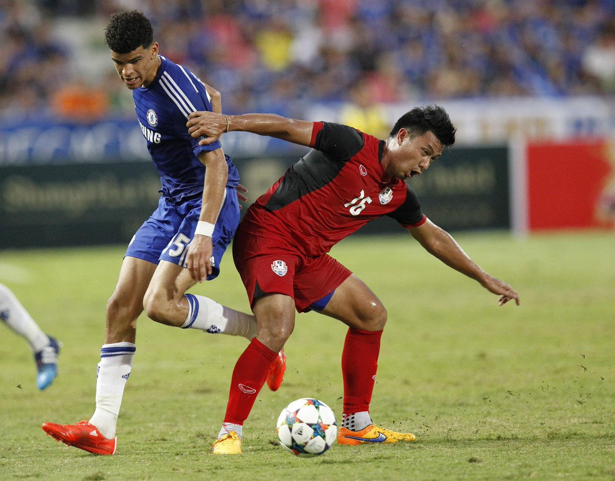 ChelseaFC's tweet photo. You can watch highlights from our victory in Bangkok here... http://t.co/C7vYMk5IWn #CFC http://t.co/CHz25Xk4Ee
