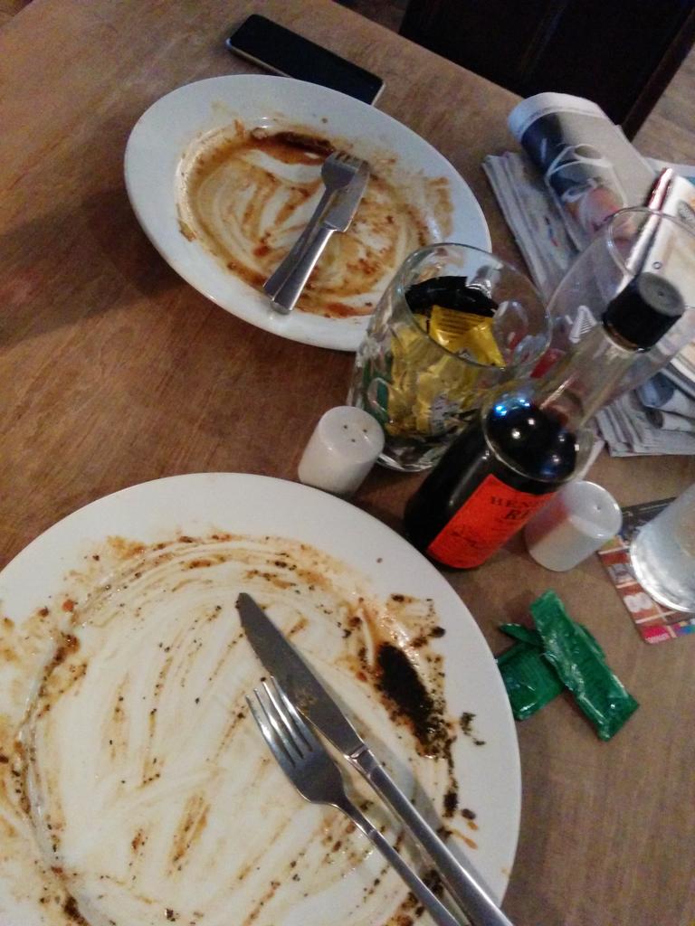 oliviagracebere's tweet image. #sundaywin great great Sunday roast at the stag. #socialsheffield #roastdinner