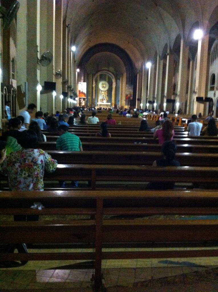 ethan_hottyy's tweet photo. Just got home from baclaran church kahit papano gumana na ang nraramdaman ko :) http://t.co/uXI1WWkmKp
