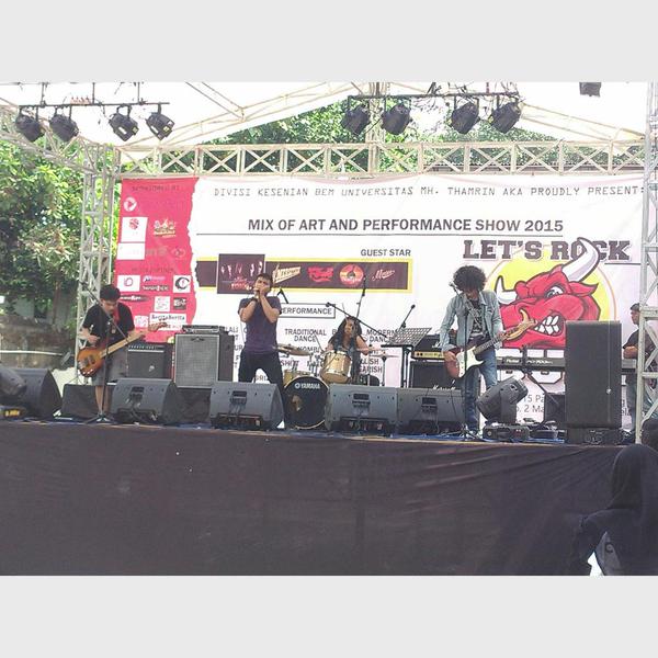 dr.FREAK on stage at <a href="/Maps_Thamrin/">Maps2015</a>