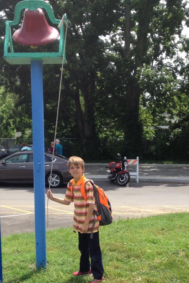 Todd_wvuk's tweet image. Last day of school ringing out his amazing experience at #Meadowthorpe Thanks for all you do @PrincipalKatte