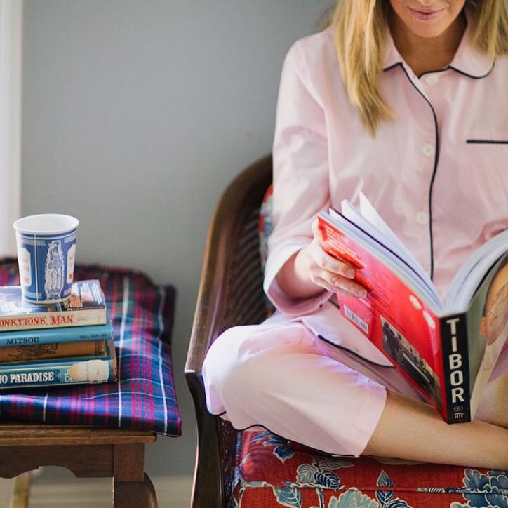 sleepyjonesing's tweet photo. "Weekends are for staying in pajamas all day..." - @kallisonphoto #SleepyJones #SundaySideUp http://t.co/ZNdT0RkV0H