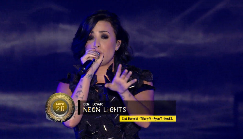 MeriaAnisa's tweet image. &quot;@netmediatama: Gimana nih menurut kalian perform dari @ddlovato bawain Neon Lights? #MeriahnyaNET2 http://t.co/4TLD0534L9&quot;