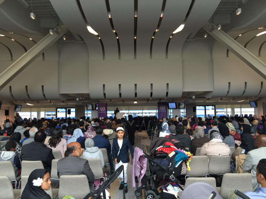 Shaykh Yasir Qadhi speaking at the #M2MBrigthton Mercy to Mankind Conference in Brighton :)