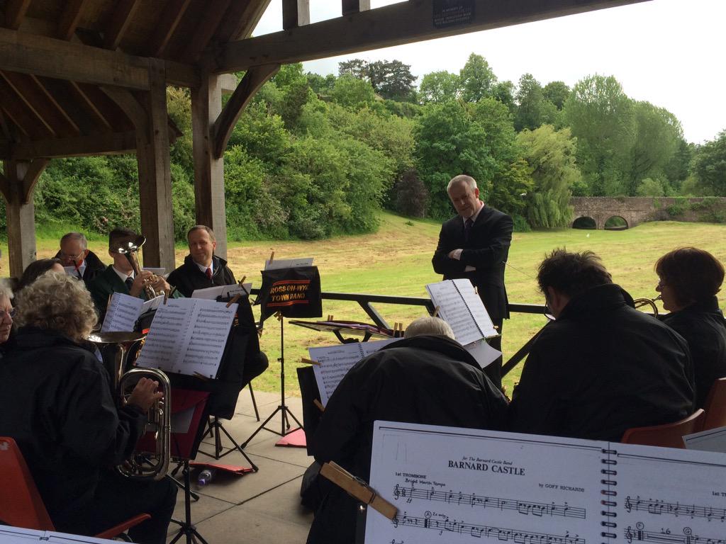 RossTownBand's tweet photo. @bandsinthepark we've started http://t.co/JuPLxCJ8tO