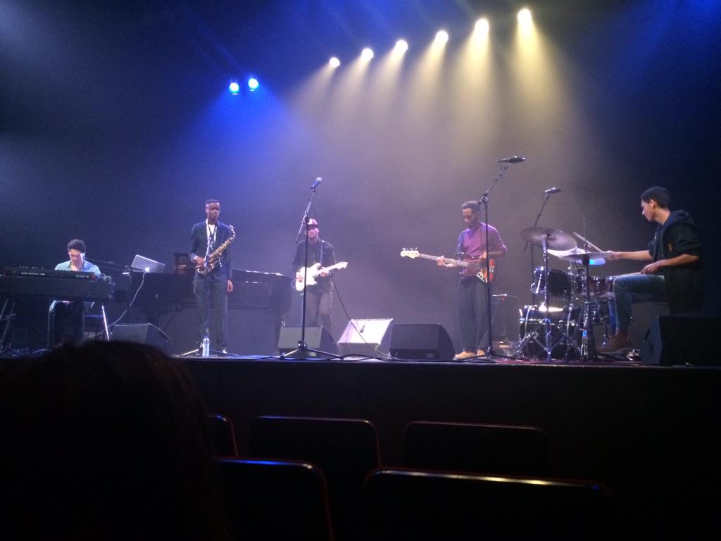 Vievje16's tweet photo. Joel quintet @JazzBoz #jazzboz http://t.co/QgOVFXEZGx