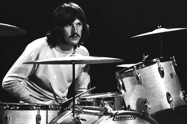 Happy birthday to the great John Bonham.
There would be no Led Zeppelin without u. Gone but never forgotten 