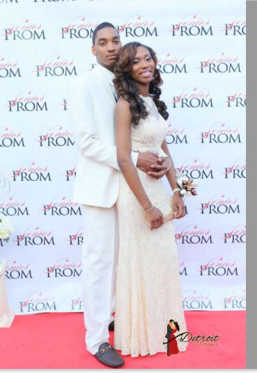___Nechae's tweet photo. I wouldn't trade it for nothing!👫😍✊🏾❤️💯 http://t.co/P7UwnwfG0g