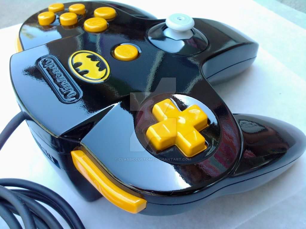 NumskullDesigns's tweet image. A Batman £N64 controller! This wouldn't look out of place on his utility belt!

#batman #nintendo #design