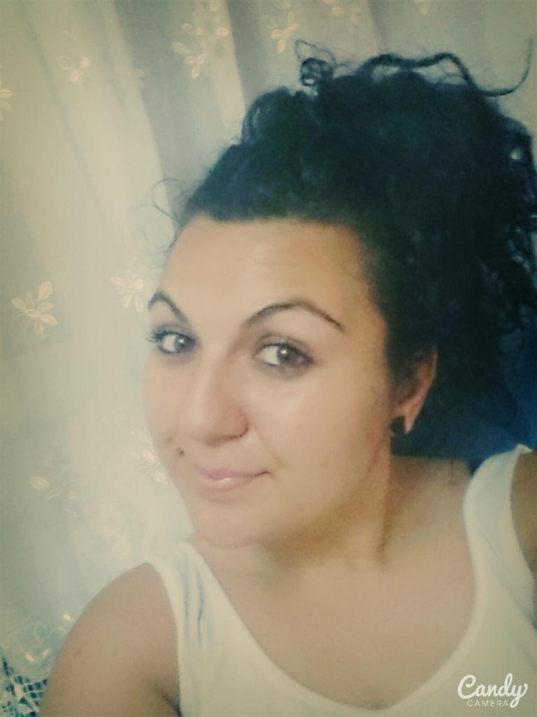Mjgn9's tweet photo. Birine ait kalmayı öğrendiğinizde sevmenin ne kadar güzel bir şey olduğunu anlayacaksınız http://t.co/T1nhbqO96Z