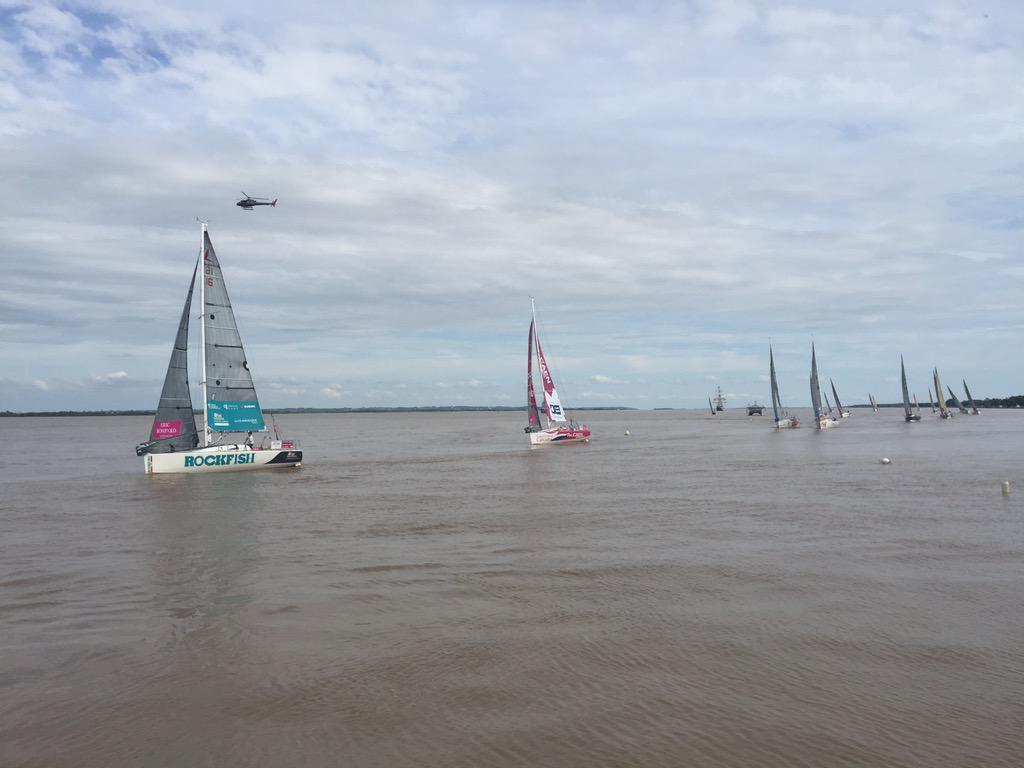 Henry off to a solid start, mid pack! Brits going well in 2nd, 3rd and 4th at the first mark.