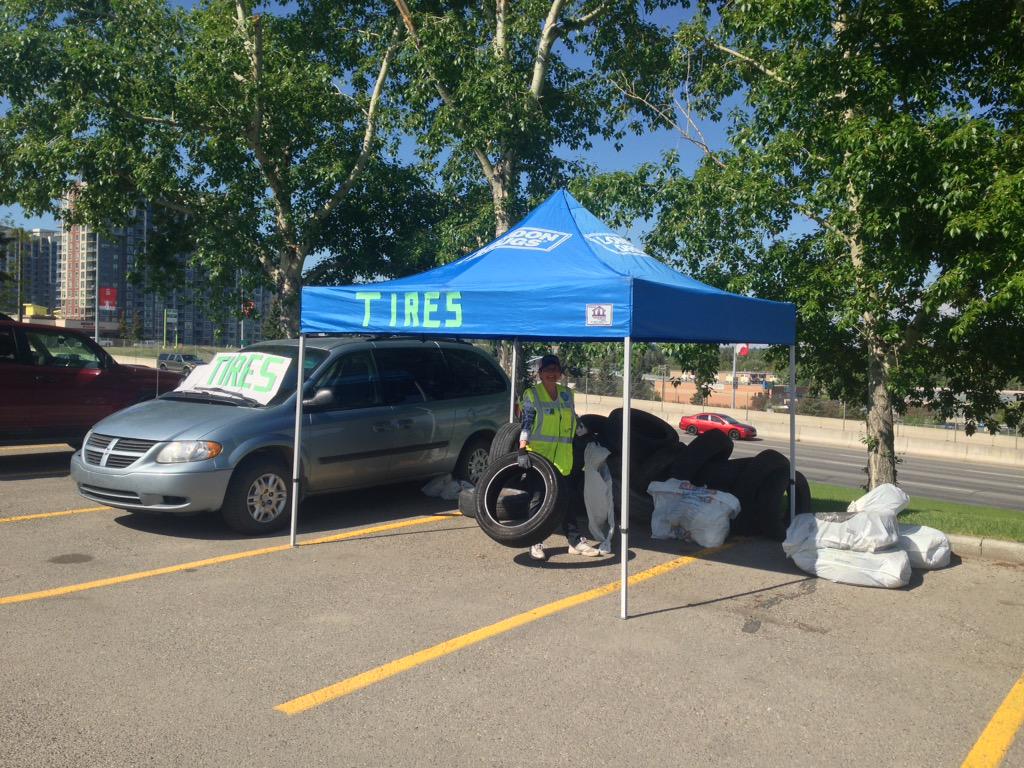 LD_Heritage's tweet photo. This is how many tires YOU helped recycle in just 1 hour!! #yyccleanup #calgary #recycling #greenheroes http://t.co/teaz7r9dZa