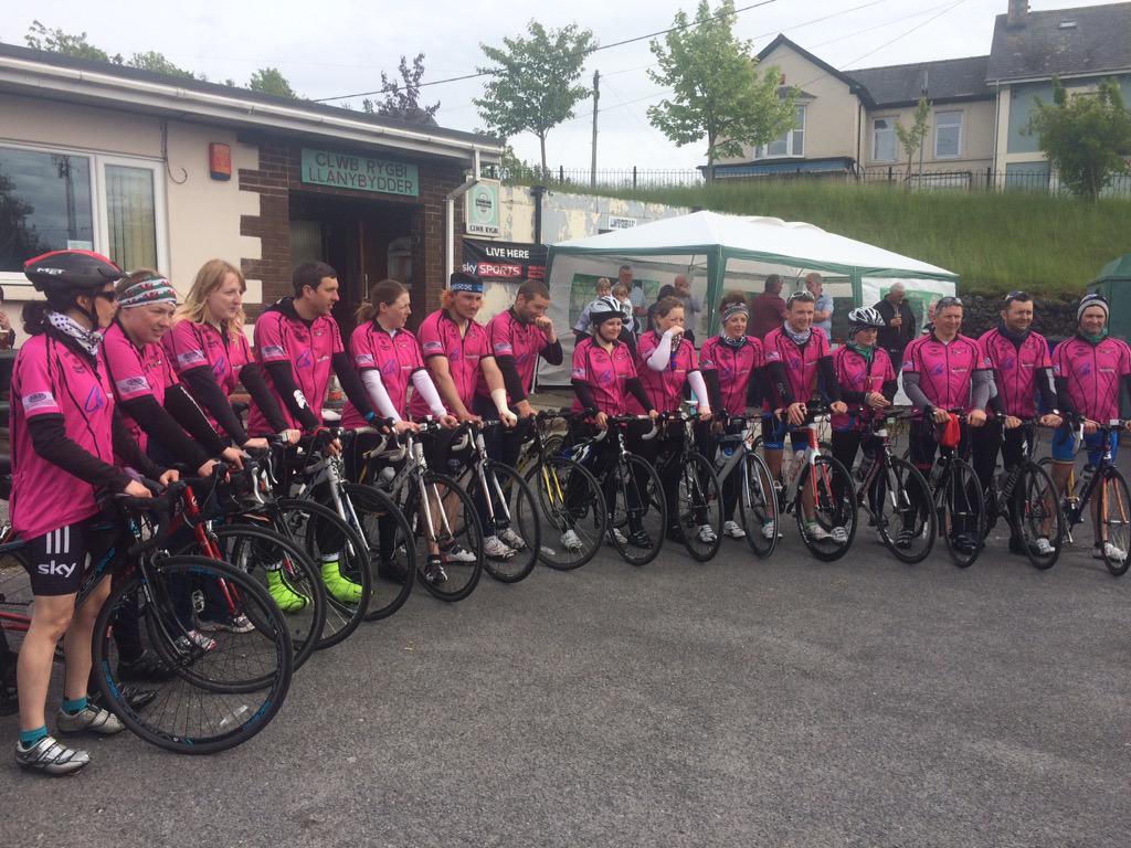 Ardyfeic2015's tweet photo. Newn ni roi update ar y cyfanswm rydym wedi codi at Ymchwil Canser Cymru a @ParkinsonsUK mor fuan ag sy'n bosib http://t.co/efF7VxLvBl
