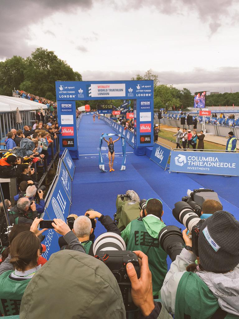 tra_gbr's tweet photo. What a day it's been try getting this position to see the race again #WTSLondon @worldtriathlon @gwenjorgensen http://t.co/ZBYKIexg1o
