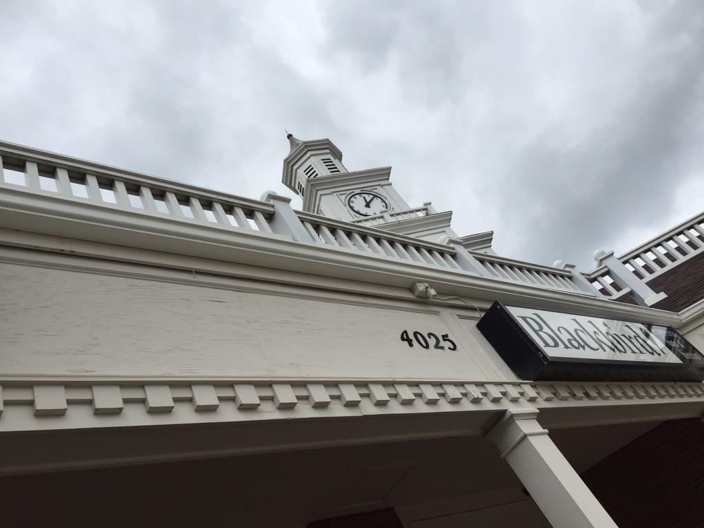RT <a href="/BlackbirdTopeka/">Blackbird Bistro</a> RT <a href="/pcurtiskck/">Pam Curtis</a>: Heading to Capitol on cloudy day of #ksleg-least had good lunch <a href="/BlackbirdTopeka/">Blackbird Bistro</a>