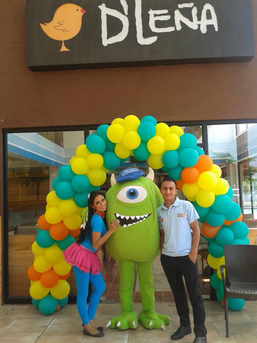 Dlena_ec's tweet photo. Hoy en nuestro local de #VillaClub celebraremos el #DíaDelNiño, tendremos muchas sorpresas, ¡Los esperamos! http://t.co/YmZrkBjHwP