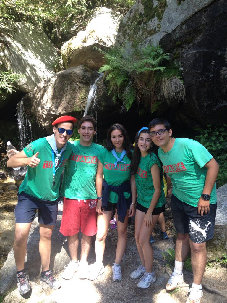 pastoralalcmany's tweet photo. Fantástico día familiar de los @GGJJManyanet en Cercedilla http://t.co/FOHKbmDbda