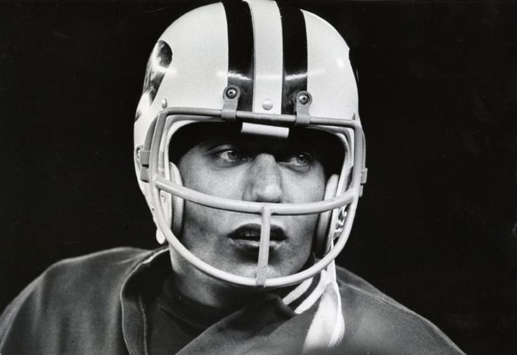 Happy Birthday to the great Joe Namath. Arguably the best to ever do it. 