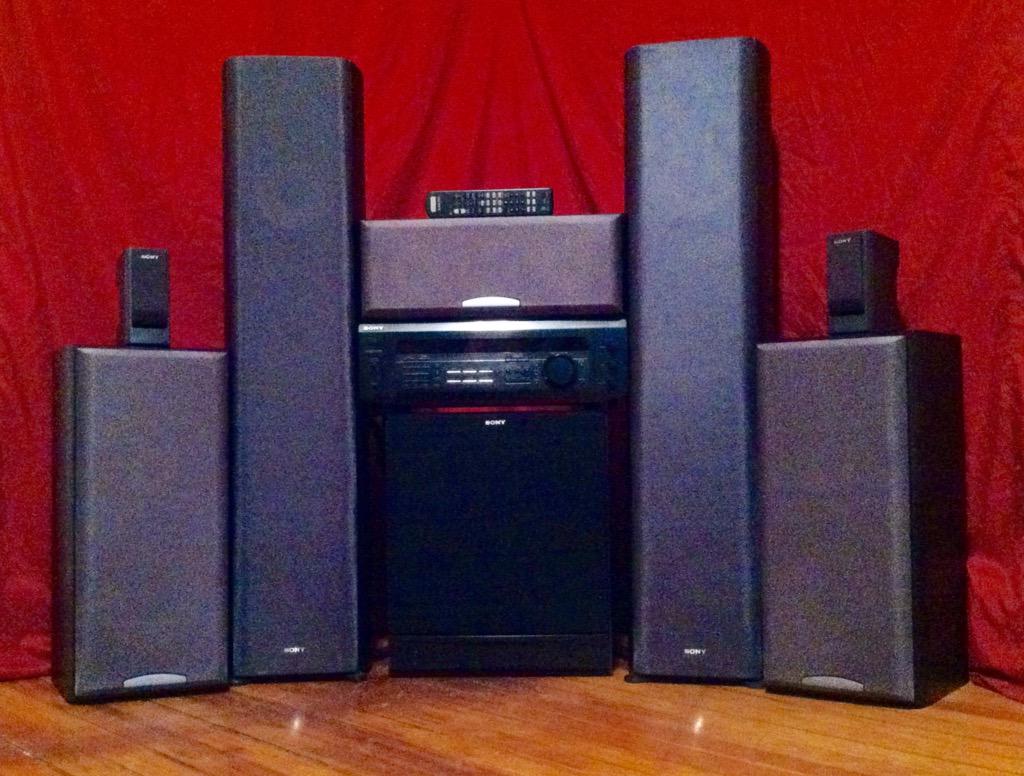 DeesDaMan's tweet image. Sony anyone?