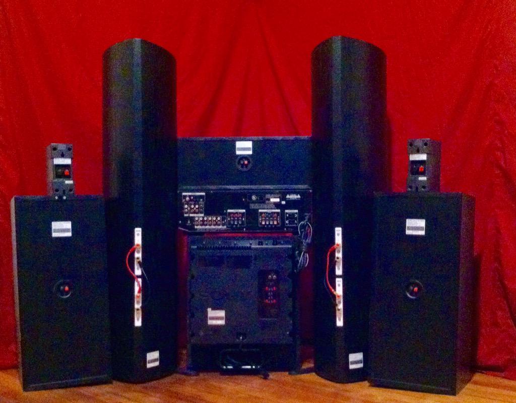 DeesDaMan's tweet image. Sony anyone?