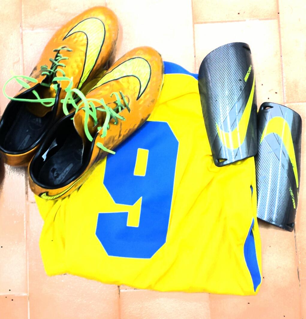 LuisAndreu's tweet photo. Se acabó lo bueno por este año. ⚽⚽ http://t.co/xJkilf3G0t