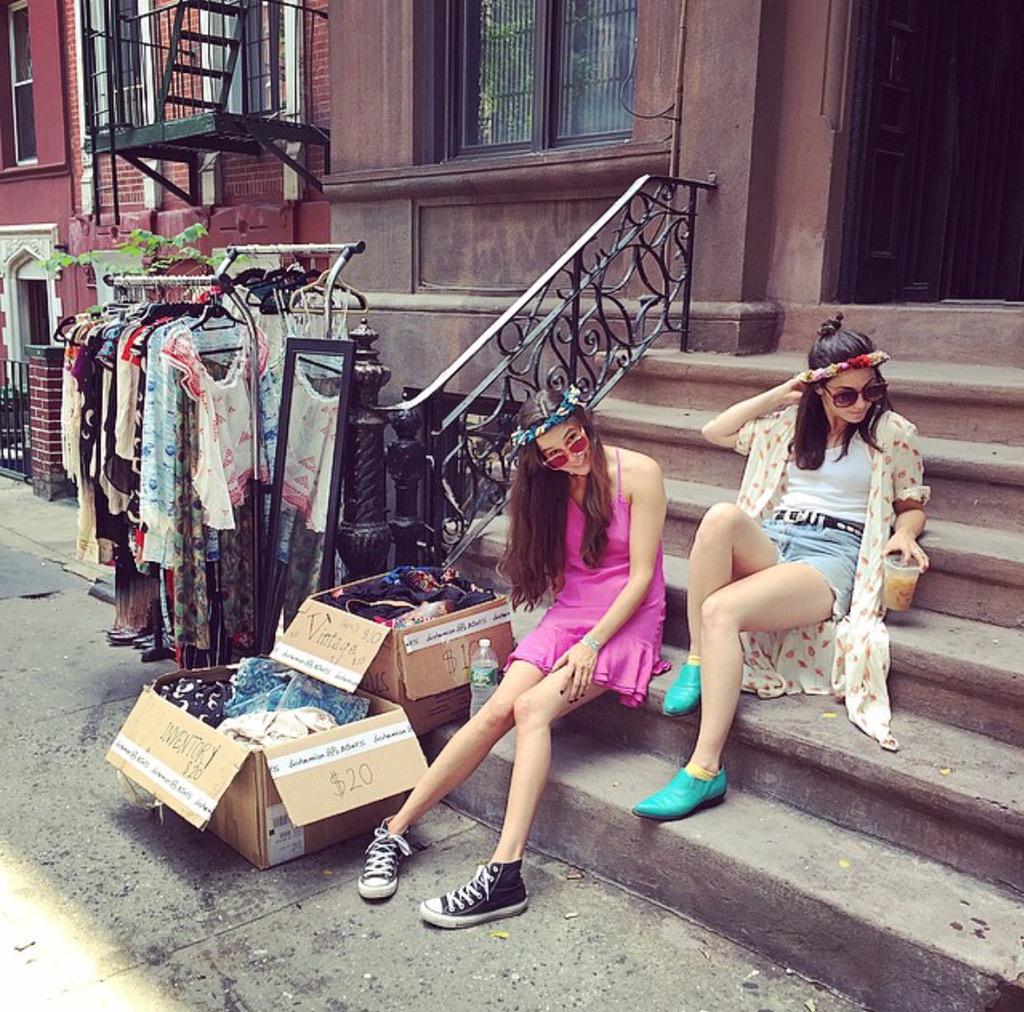 bohoBONES's tweet image. One day only! Come hang with the #stoopkids and get your #SundayFunday shop on 💀🌵😎