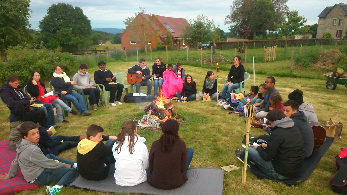 GuilhemJaussaud's tweet image. Petite soirée au coin du feu chez nos ami @sebmartial et Isabelle - dernier week-end de jeunes de l&apos;année...