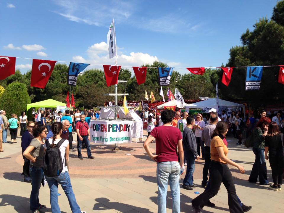 PendikForum's tweet photo. #Gezi2Yasında http://t.co/VpzRqsupkm