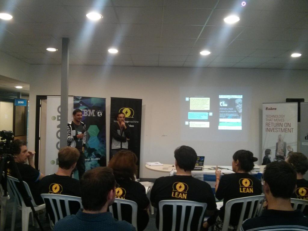 intervalleyuy's tweet photo. #LeanMvd2015 #leanstartup http://t.co/9SibQ9Rqag