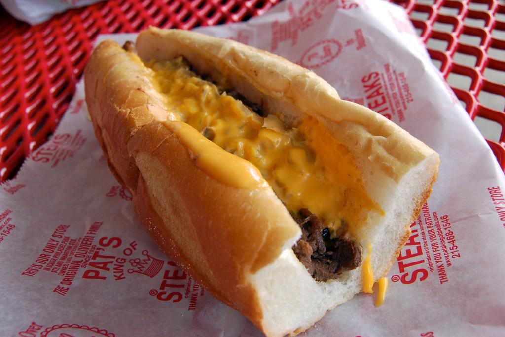 getnift's tweet image. Food Porn Friday: The cheesesteak episode buff.ly/1KGa227