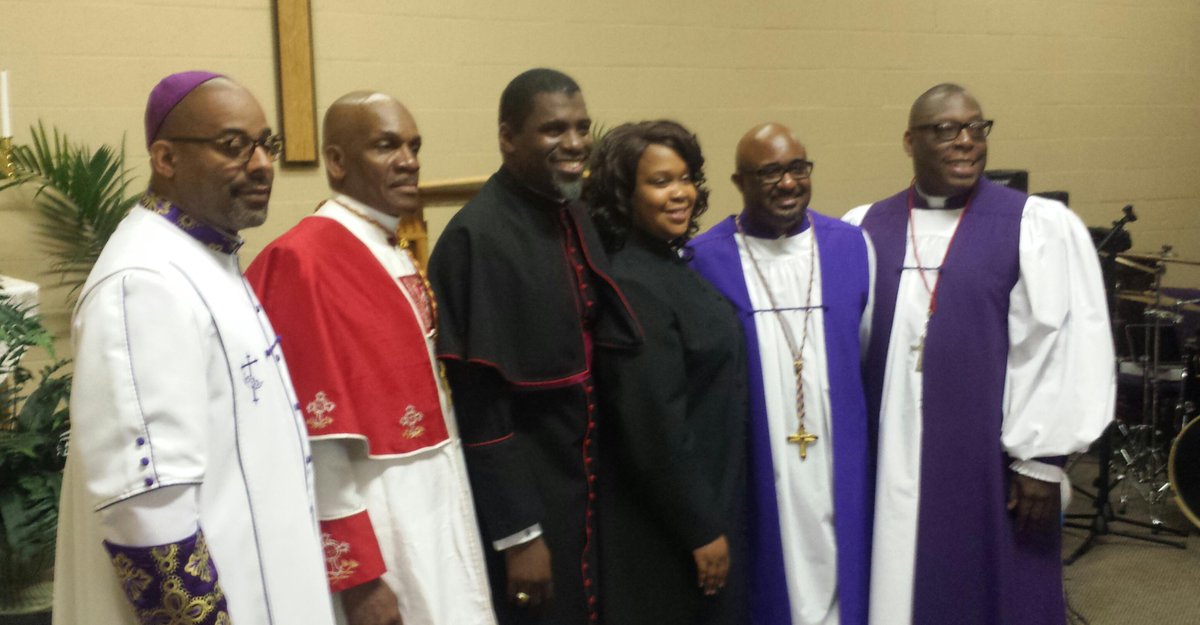 mannbruce's tweet image. 1st Anniversary of LGWC. @Bishop_Hilliard   missed u. You sowed the original seed. @TheCathedralNJ @PastorDanielle