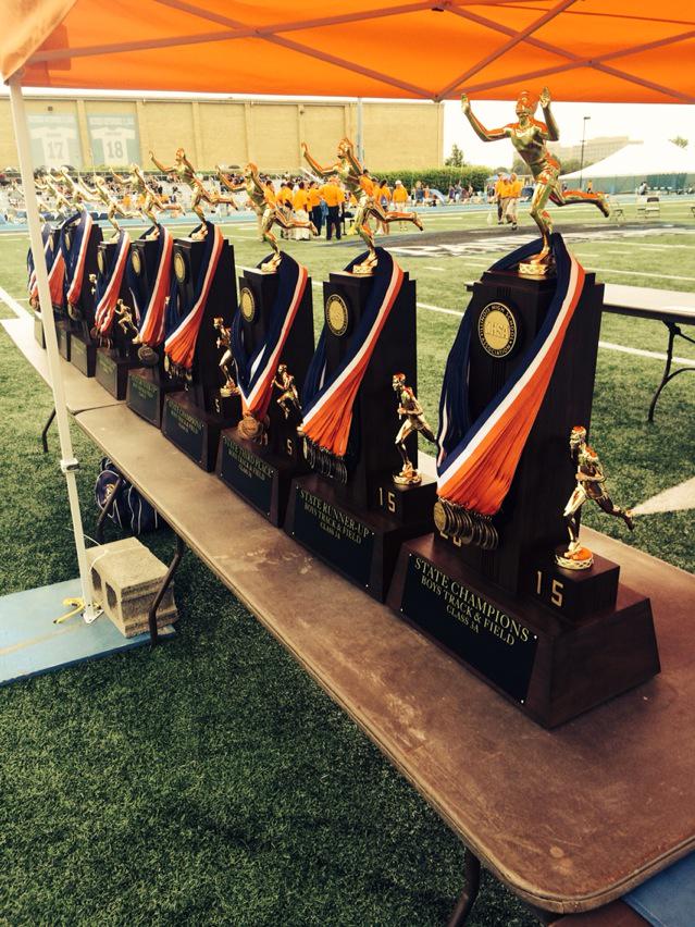 coondog18's tweet image. Great Weekend at the Big Blue Track! #PantherPride #FocusFinish!