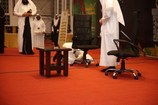 New_M3lomat's tweet image. #صورة 

#طفل يسجد لله شكرا بعد إتمامه حفظ #القرآن كاملا

#القرآن_الكريم

-