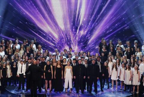 Mae gan Gymru dalent! Llongyfarchiadau mawr <a href="/CorGlanaethwy/">Côr Glanaethwy</a> am wneud mor dda  ar <a href="/BGT/">BGT</a> #gwladygân