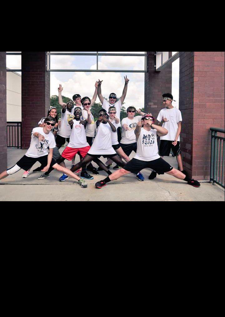 Kellmarching's tweet photo. Saxes glo'd up http://t.co/qwquwXgW2N