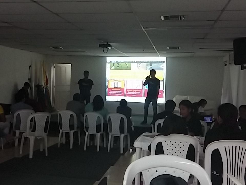 kafei899's tweet photo. Presentaciones finales #SwSincelejo. @SWCol. @ChivasRegalCol. @puntoCO. @dotCO. @UniCecar. http://t.co/5in0BwPiah
