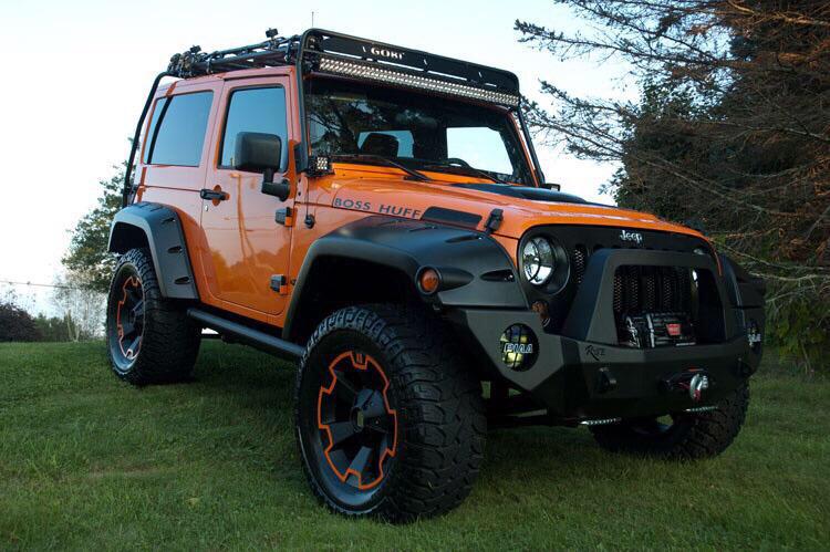 jeeptown's tweet image. Orange jeeps aren't too bad😍