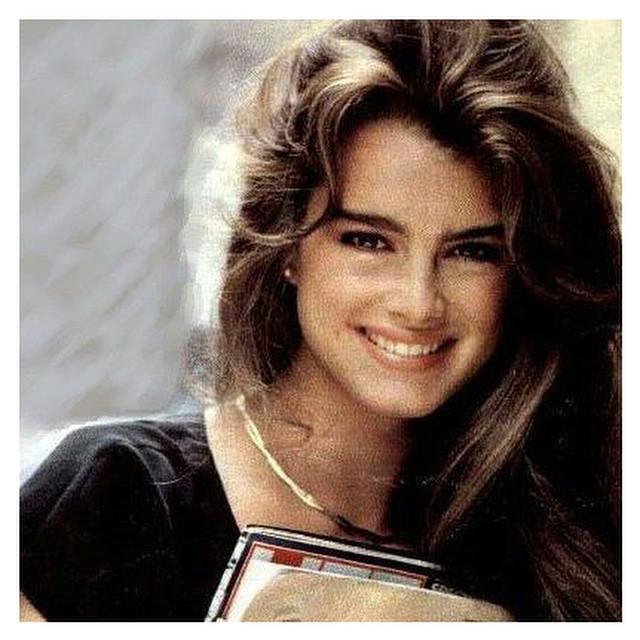 Happy 50th birthday to the amazing brooke shields! 