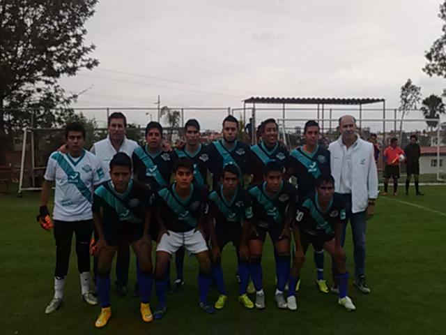 CopaTurquesa's tweet photo. El equipo Limpia Tehuacán está listo para disputar la final varonil de la #CopaTurquesa. http://t.co/Z1JqX6V69l