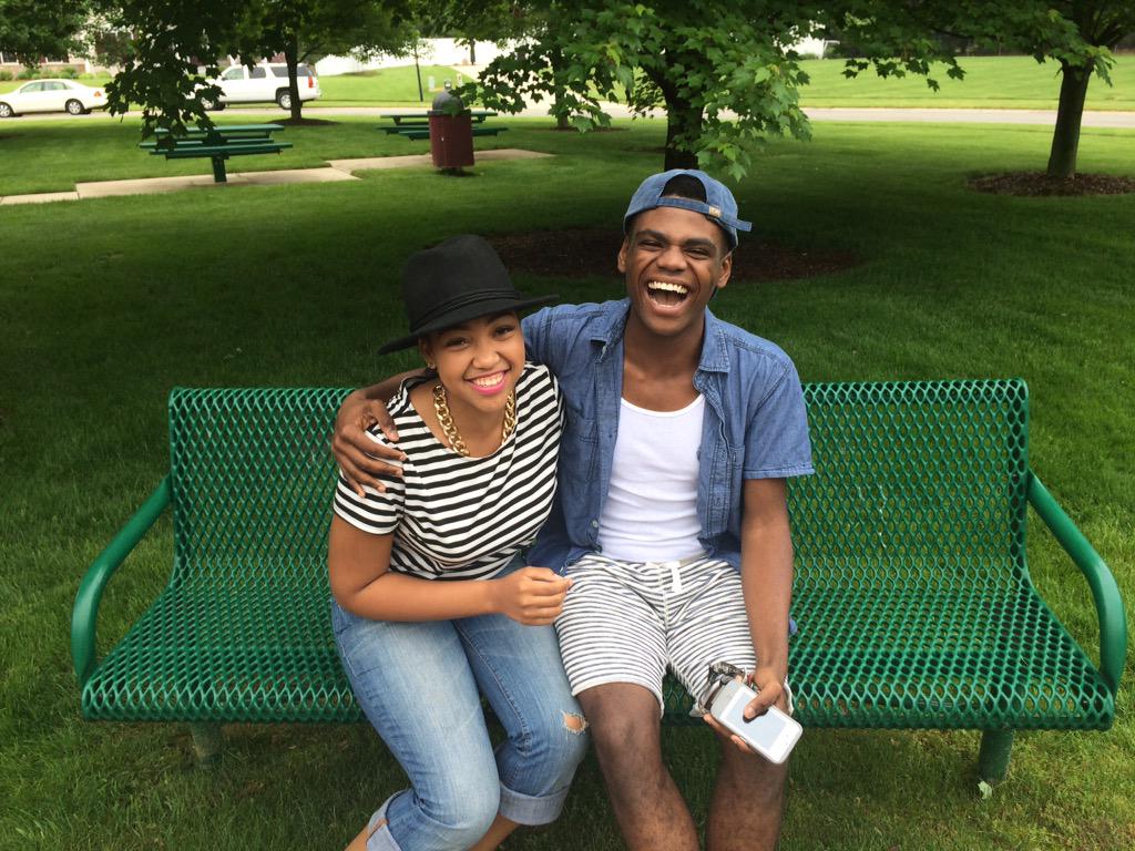 lydiafordalston's tweet photo. We did it, Zaaayyyy! ❤️😘🎓 #MyBestFriend #TwoDaysInnaRow #WereDoneNow #LakeshoreAlumni http://t.co/2J99rrOaLv