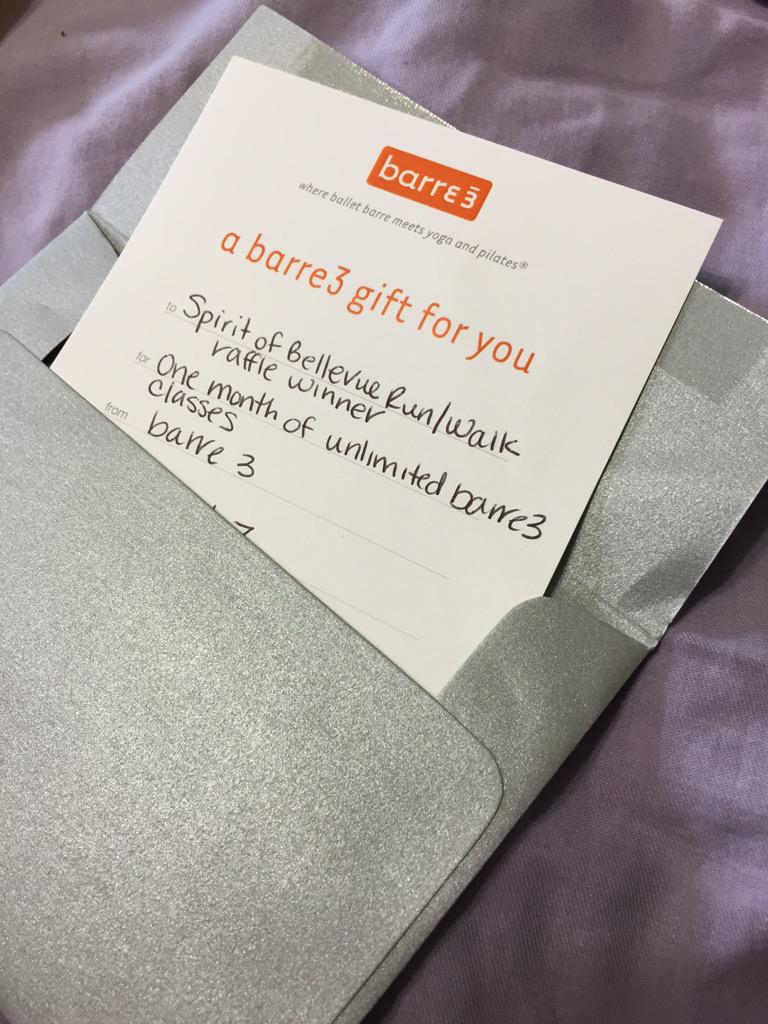 ellierudee's tweet photo. Won a month of classes to @barre3 at the #spiritofbellevue run today! #showyourspirit #makeyourfeethappy http://t.co/YiM10UatOj