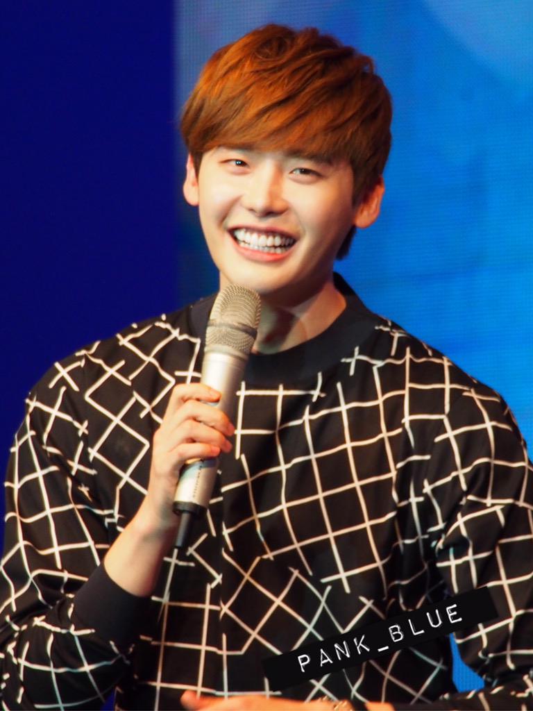 Pank_Blue's tweet photo. [HD] #LeeJongSukFanmeetinginHongkong #이종석 MISS HIM SO FREAKING MUCH 😢 [Don't Crop out logo and don't edit] http://t.co/EL3BiQbIcu