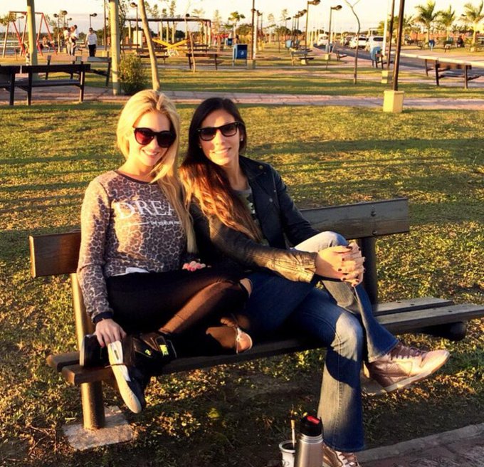 Días en Formosa city! Disfrutando la costanera con #Fabi #mates #río #Sunday #relax #sunset ✌️? http://t