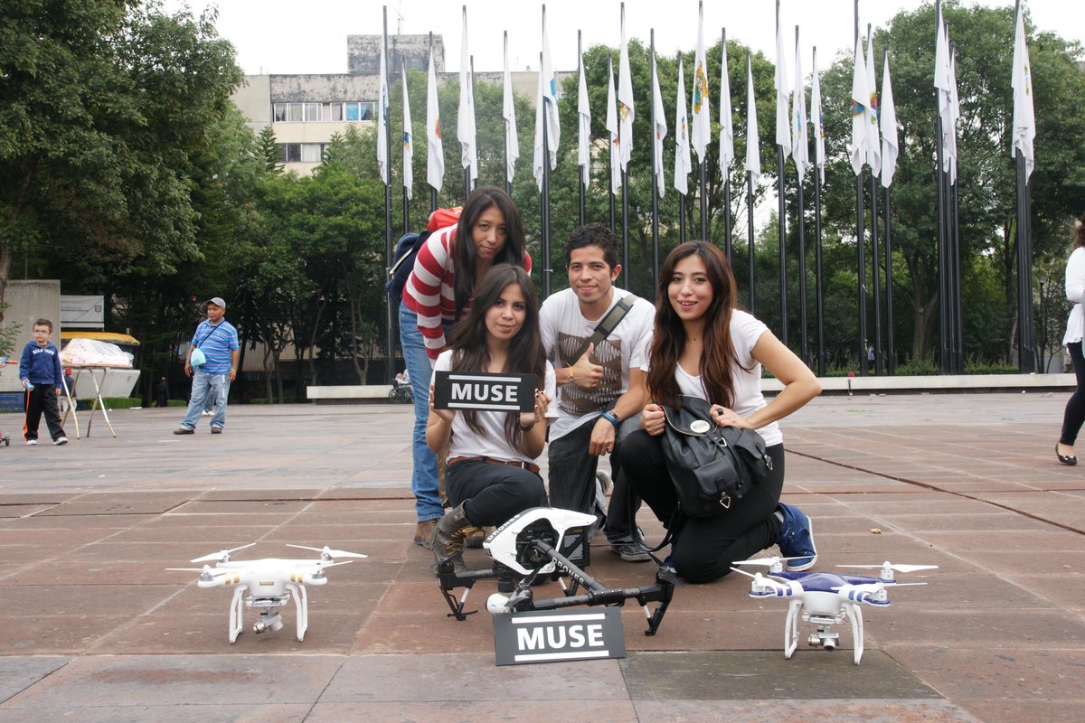libeluladrones's tweet photo. #Musers #libeluladrones #MuseDrones #Muse http://t.co/Mt1i2owHGQ