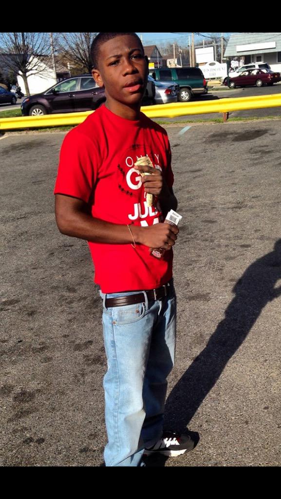 Antt_Dollaz's tweet photo. R.I.P🙏🏾😪Bro💉Ima Miss You Yo💯.#RipWebba👼🏾.#WebbaWorld🌎. http://t.co/i3HiOxE6Ta
