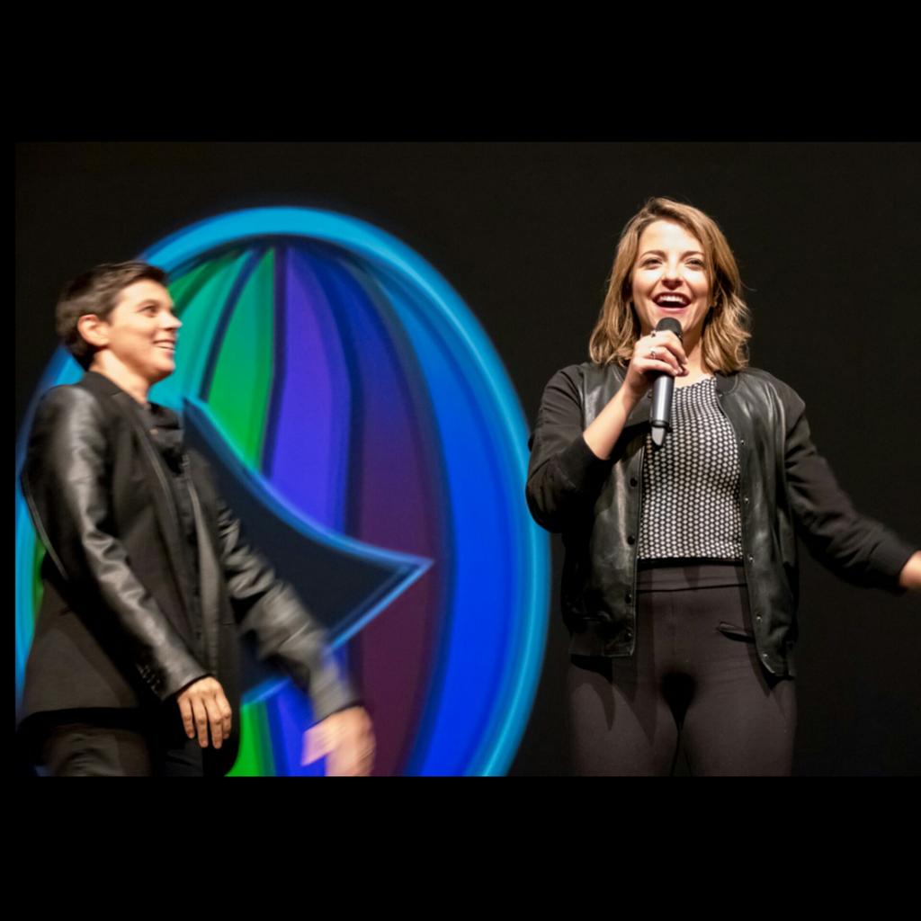 PlaYRtweets's tweet photo. .@joannevannicola introduces speaker @PaulaBrancati at #PVA2015 #PlaYRVideoAwards http://t.co/iwtCHwW0QY