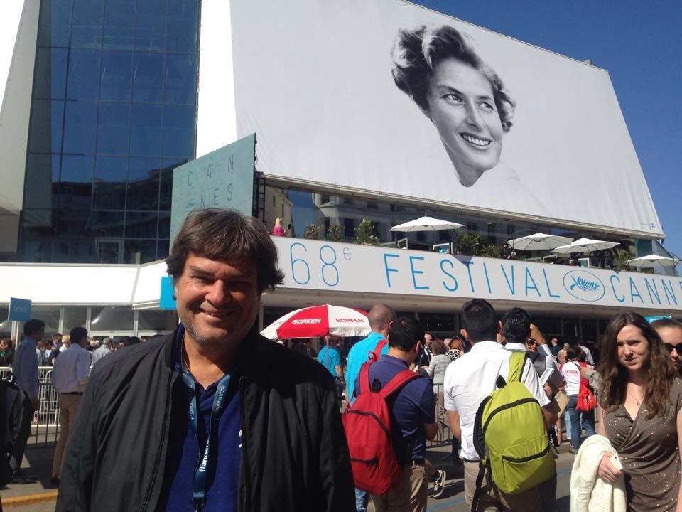NoEstamosSolosP's tweet photo. Daniel Rodríguez, uno de los productores de #MiedoEntertainment y director de #NoEstamosSolos, estuvo en #Cannes2015 http://t.co/j5CjOEFJiA