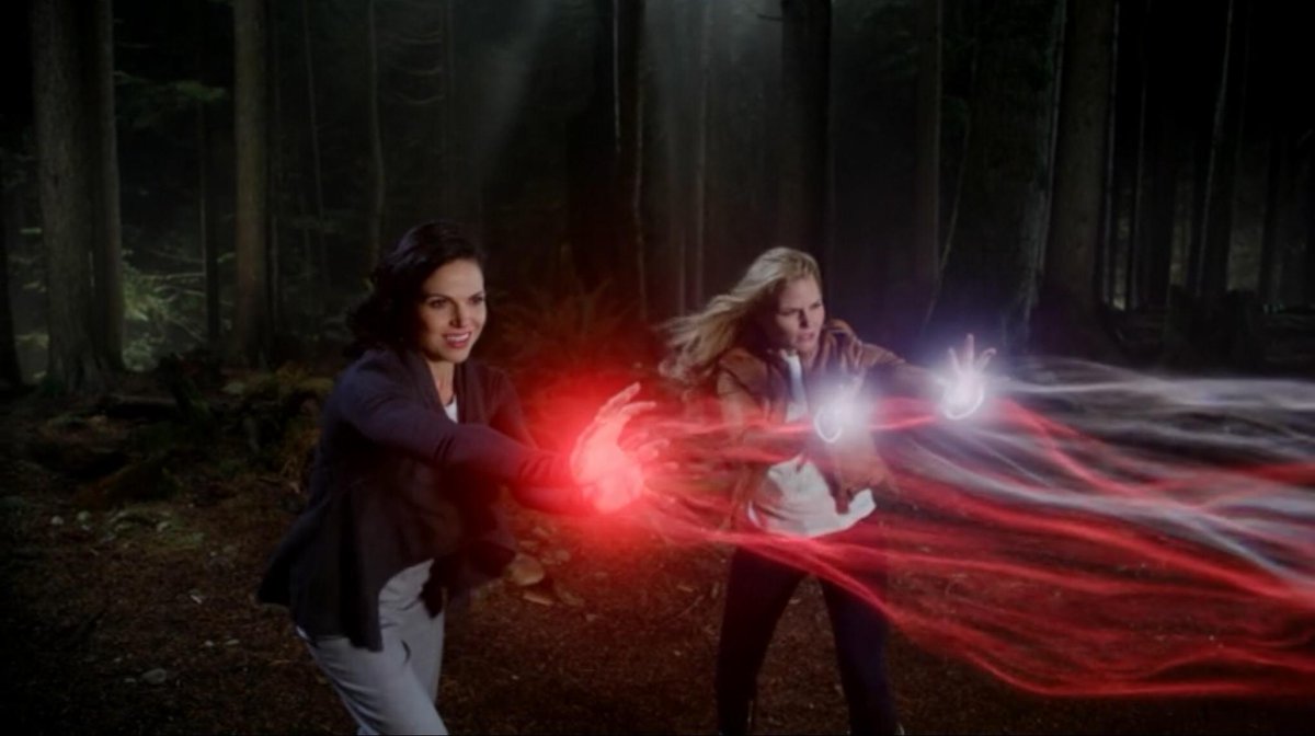LezbVillainous's tweet photo. My #TeenChoice nominee for #ChoiceTVChemistry is Emma &amp; Regina from OUAT #SwanQueen @jenmorrisonlive @LanaParrilla http://t.co/02U3XTz83a