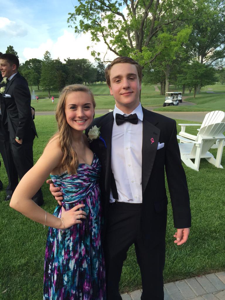 mshields98's tweet photo. Happy birthday @sam_borak1!! Hope you had a wonderful dayy🎉🎉 #phallophobia http://t.co/j3CJOYSVdo